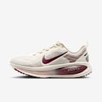 Nike Vomero 18 Kadın Yol Koşu Ayakkabısı. Nike TR